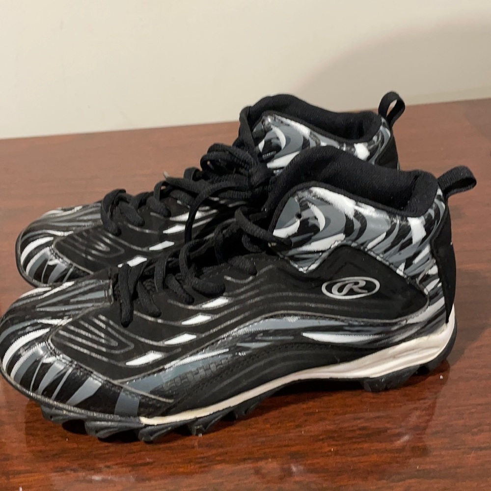 Rawlings baseball cleats